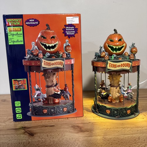 Lemax spooky town - lemax,