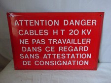 Plaque Emaillee ROUGE ANCIENNE