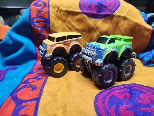 Lot monster truck - lot,