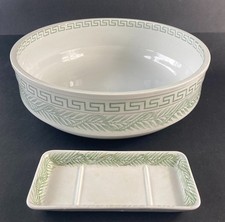 Vasque de toilette & porte savon "Toilette de Murat Creil et Montereau Labrador"