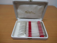 12 FOURCHETTES À GÂTEAU EN