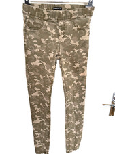 PANTALON LEGGING IMPRIMEE CAMOUFLAGE FOLLOW ME TAILLE 34 TBE