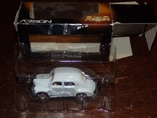 renault 4 cv grise NOREV ( 6,5 cm de long )