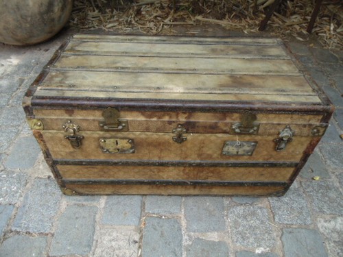 Malle ancienne courrier fin - ancienne,