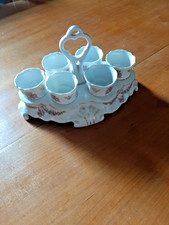 présentoir ancien à oeufs