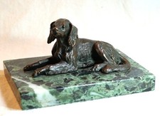 Sculpture - Petit chien en bronze sur socle marbre vert de mer -  JUL25BRZ001
