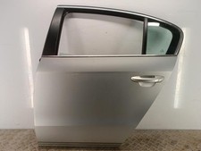 Porte arriere gauche VOLKSWAGEN PASSAT 6 3AE833055