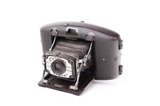 Appareil photo folding miniature Coronet Vogue en bakélite marron.