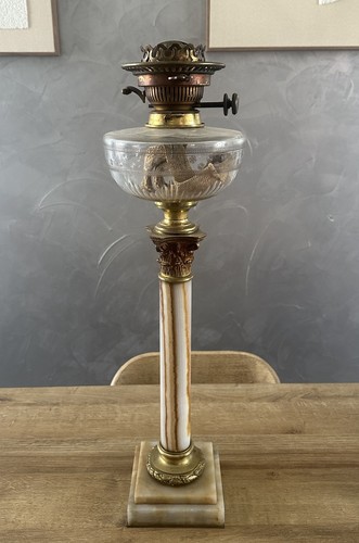 Ancienne grande lampe - ancienne, À