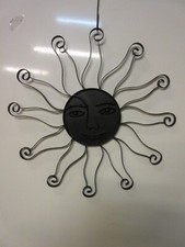 Sculpture murale soleil métal Vintage