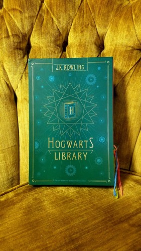 Hogwarts library set books - hogwarts,