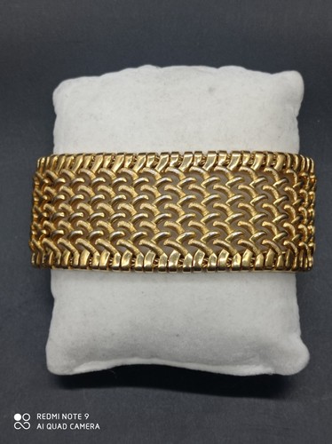 Magnifique bracelet manchette - magnifique,
