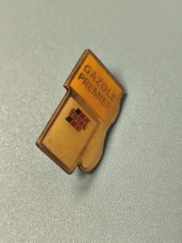 Vintage pin total - vintage, pin's