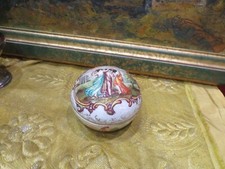 ancienne bonboniere capo di monte les 3 graces  porcelaine napolitaine napoli