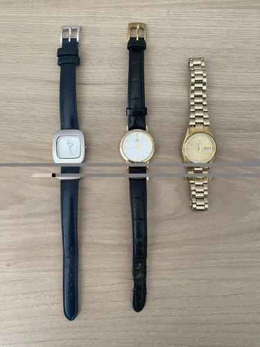 Lot montres - de,