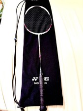 Raquette de badminton YONEX