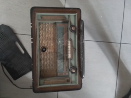 Poste radio tsf - ancien, des