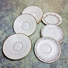 Lot de 9 sous-tasses en