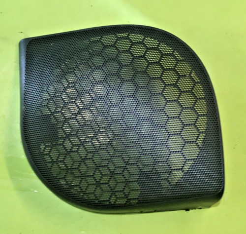 Grille haut parleur porte - grille, haut-parleur
