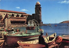 66 COLLIOURE EGLISE ET BATEAUX