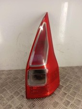 Feu arriere principal droit