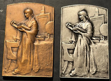 Lot 2 médailles récompense metal " Femme étudiant un livre " René BAUDICHON