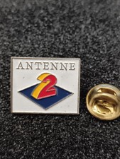 Pin's Pins Pin Enamel 62 TÉLÉVISION France "ANTENNE 2" 