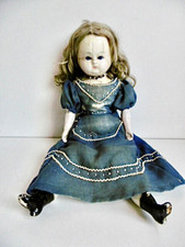 POUPÉE ANCIENNE DU XIXème SIÈCLE TÊTE BUSTE EN CIRE HABITS D'ORIGINE - Ht 39 cm