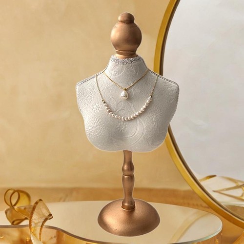 Buste bijoux élégant de - de,