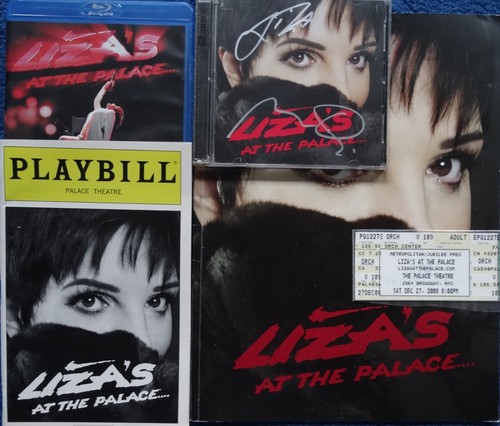 Liza minelli autograph hand - liza,