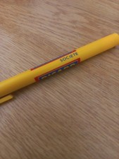 Un stylo crayon ricard