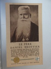 Image pieuse double avec relique pere daniel brottier etoffe blanche