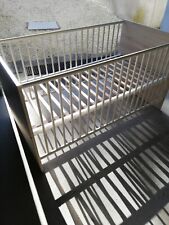 Lit a barreaux,70/140 en bois,couleur beige,bon état général, acheter chez Auber