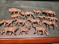 15 figurines - lo,