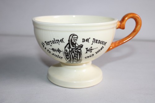 Ancienne tasse pied en - ancienne, à