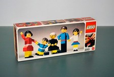 RARE ! LEGO - family set - 200