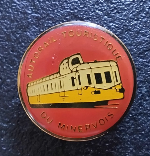 Pin train autorail - pin’s,