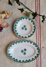 ANCIENNE DINETTE 1 ASSIETTE + PLAT  TERRE DE FER DECOR TREFLE POUPEE JUMEAU