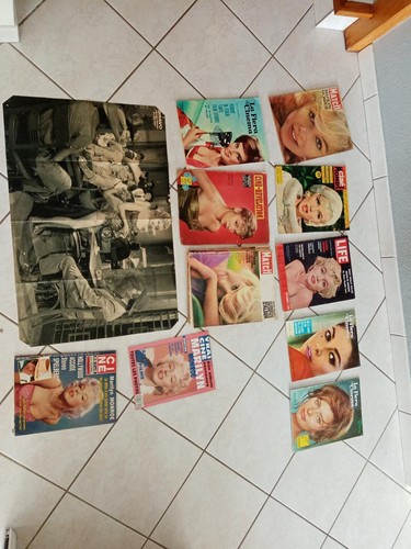 Marilyn monroe lot collector - marilyn,