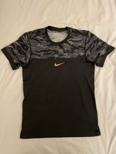 Maillot t-shirt noir camo Nike