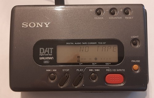 Sony tcd portable dat - sony,