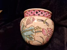 Pot chinois en faïence