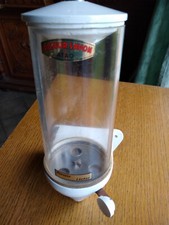 Ancien distributeur de savon industriel pour déco de 27 cm de haut