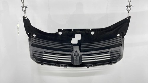 Calandre dodge avenger byl - calandre,