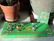 VENDS BOITE STARLUX AVEC 12 COWBOYS 1/50 EME TBE ........