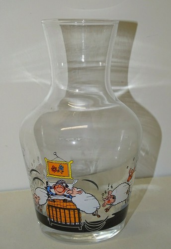 Petite carafe eau en - *petite, a