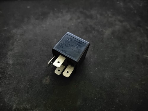 Relais hella 4ra007813 - 4ra007813, 12v