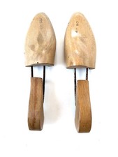 Paire de forme à chaussure embauchoir en bois, taille 2/3, pied droit et gauche