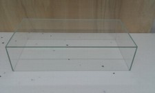 VITRINE CLOCHE DE PROTECTION 40x20x10 , maquette, voiture, miniature, livre...