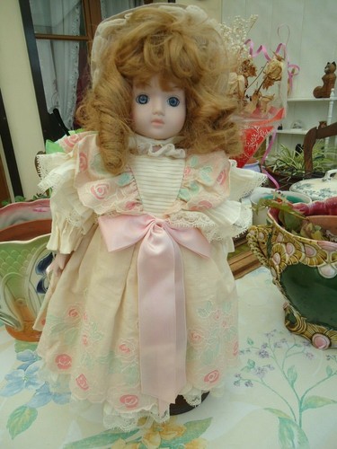 Poupee porcelaine emma de - poupee,